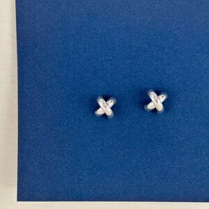 X-shaped earrings